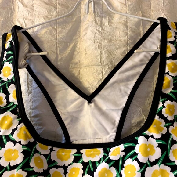 NWT DVF x Racerback Yellow Poppy Sports Bra Size 3X - Picture 9 of 13